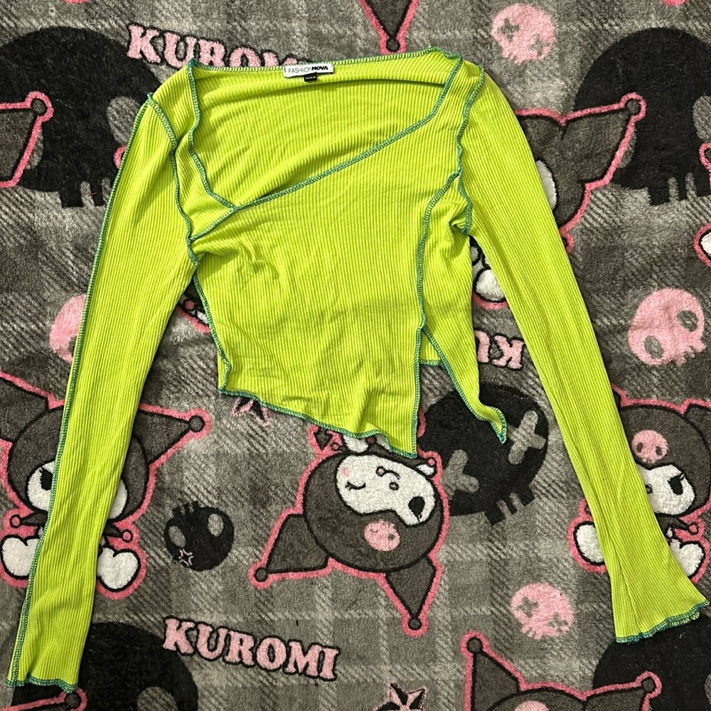 Fashion Nova cropped long sleeve